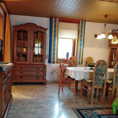 Ferienwohnung Riemer Geisa エクステリア 写真